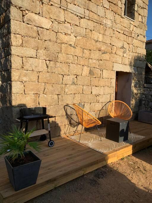 Monacia-d'Aullene House | Caseddu au coeur du village