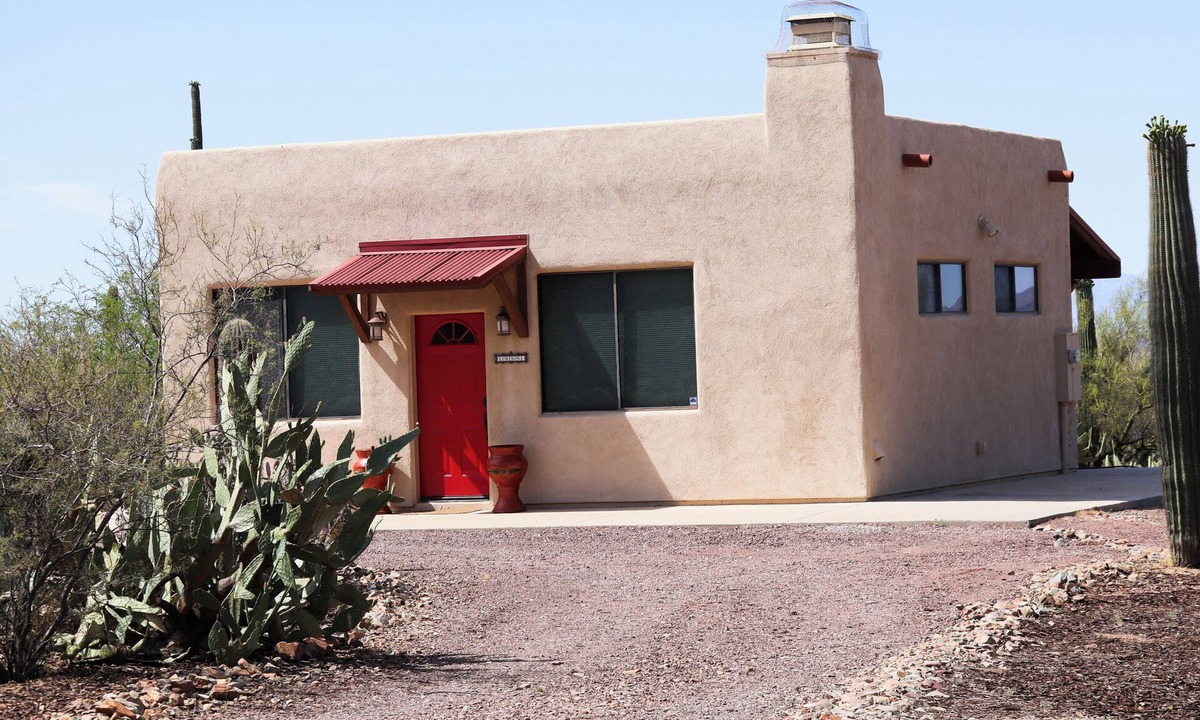 Tucson Estates Apartment | Casita Luminosa - Cozy Desert Getaway