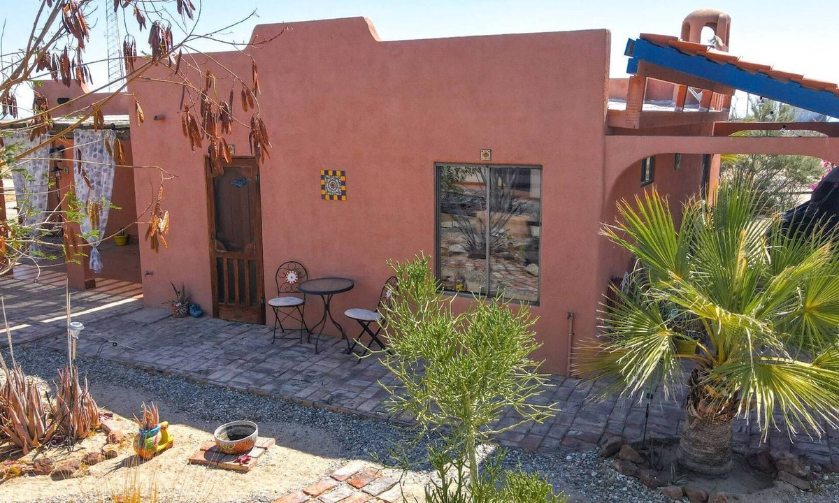 El Dorado Ranch Ski Chalet | Casita Playa Azul | Charming 1-bedroom studio,