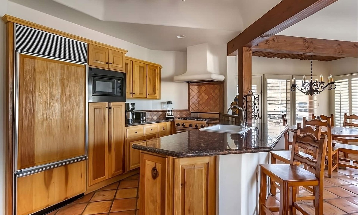 Cave Creek Hotel | Cave Creek's Hidden Jewel! Swimming Pool, Free Parking, Full Kitchen!