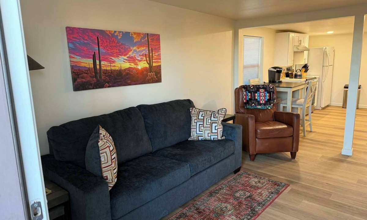 Colonia Del Valle Apartment | Central East 1BR/1Bath Near Hospitals & Mall