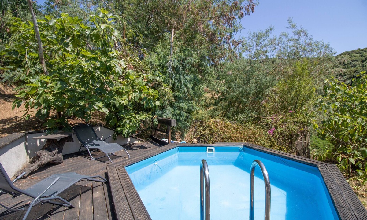 Alata Ski Chalet | Chalet 'Villa A Croce' with Private Pool, Private Terrace and Wi-Fi
