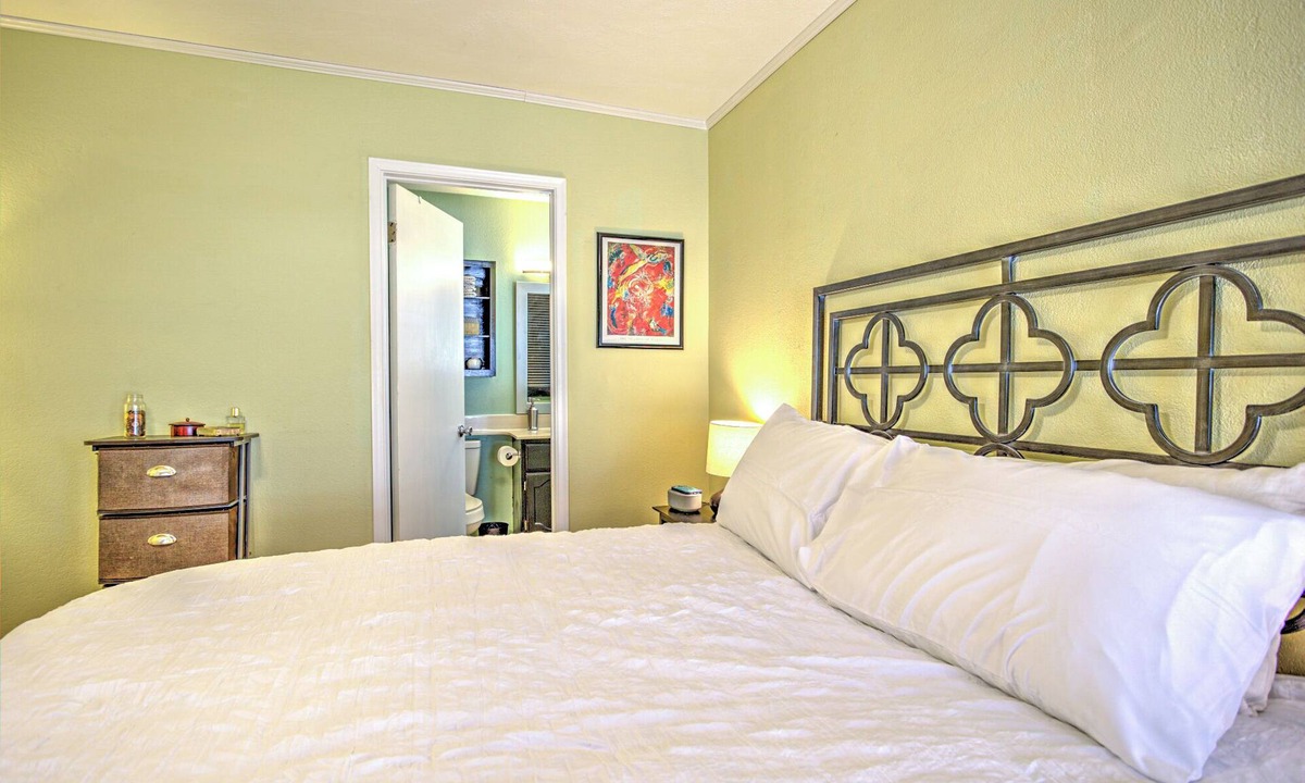 Menlo Park House | Charming 2-bedroom townhome in lovely Tucson near Mountains and downtown fun