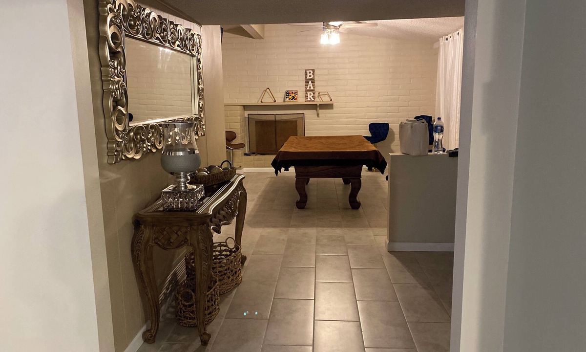 Casas Adobes Estates House | Charming 4-bedroom house with AC, WiFi, and play areas in pleasant Tucson