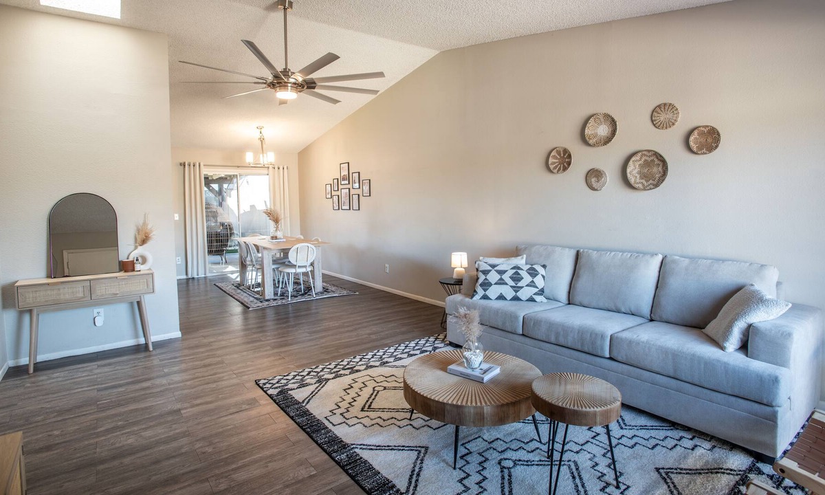 Glendale House | Charming Home 10-minute drive to Stadium!