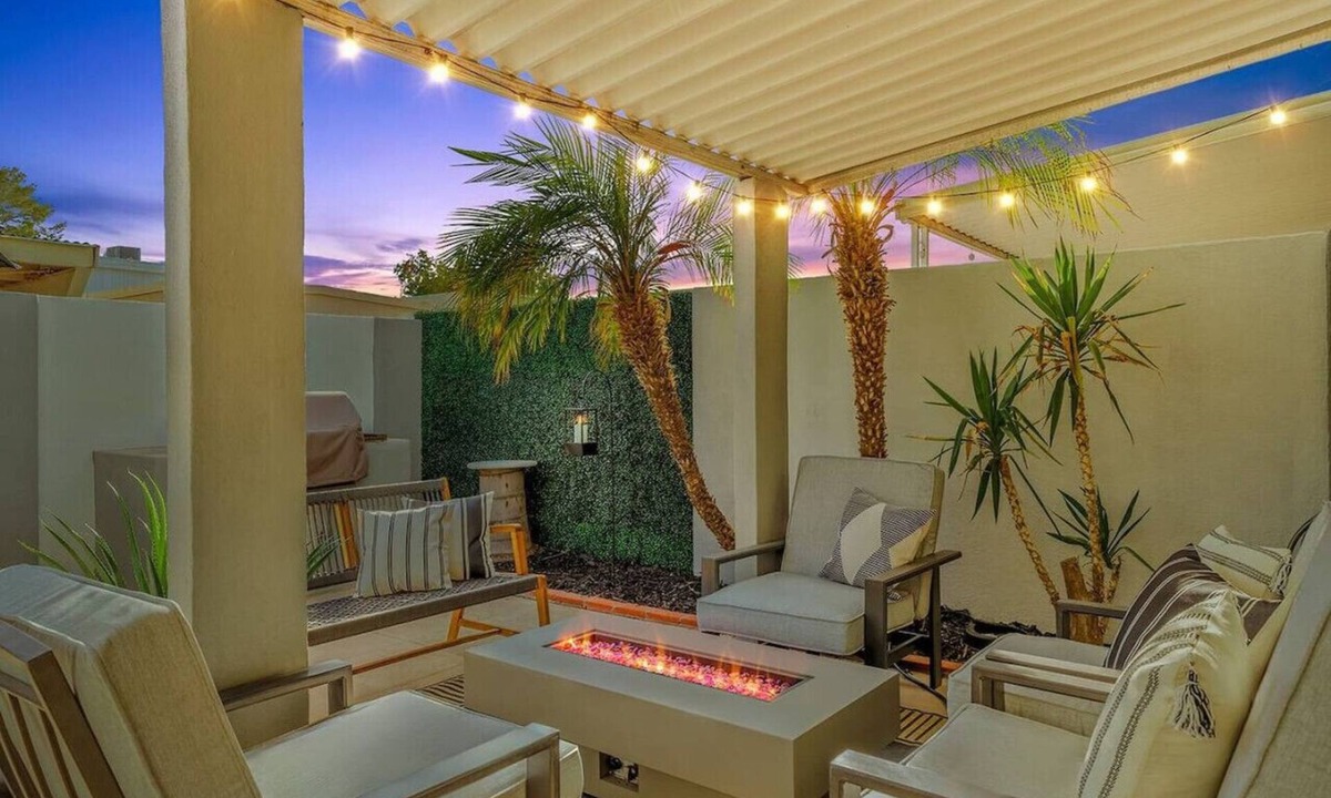 South Scottsdale Villa | Chateau Scottsdale- Central to Old Town! King bed!