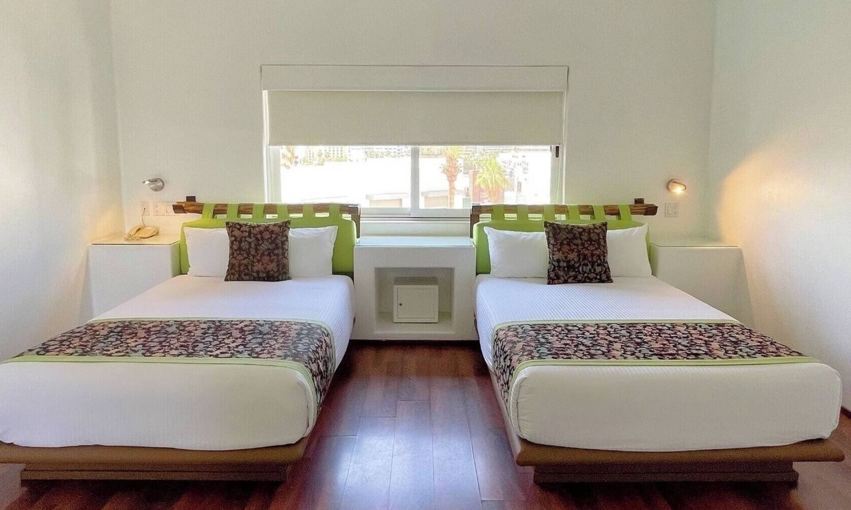 Downtown Cabo San Lucas Hotel | Comfortable Modern Suite w/Central Location & Relaxing Ambiance