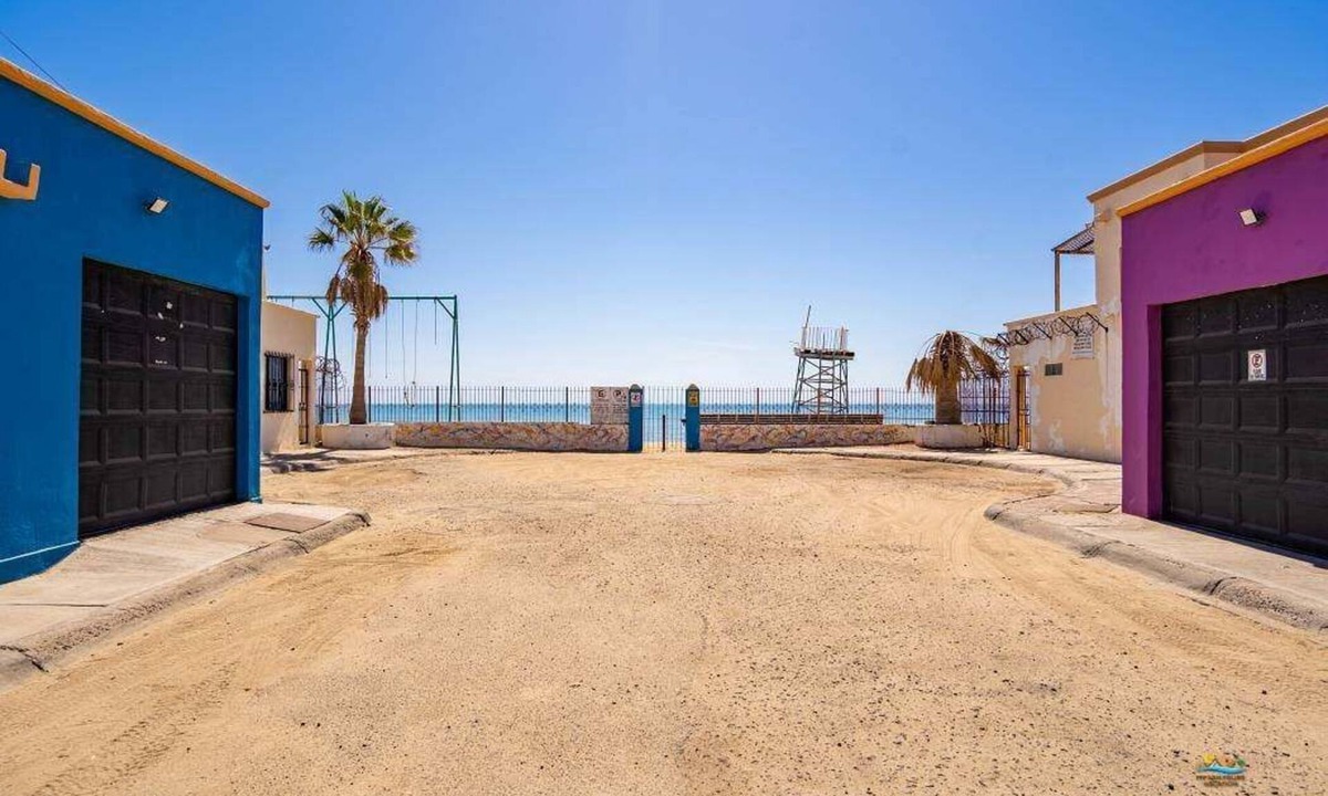 Verdugo House | Condo 2 | Beachfront | Steps to Malecon | Sleeps 10