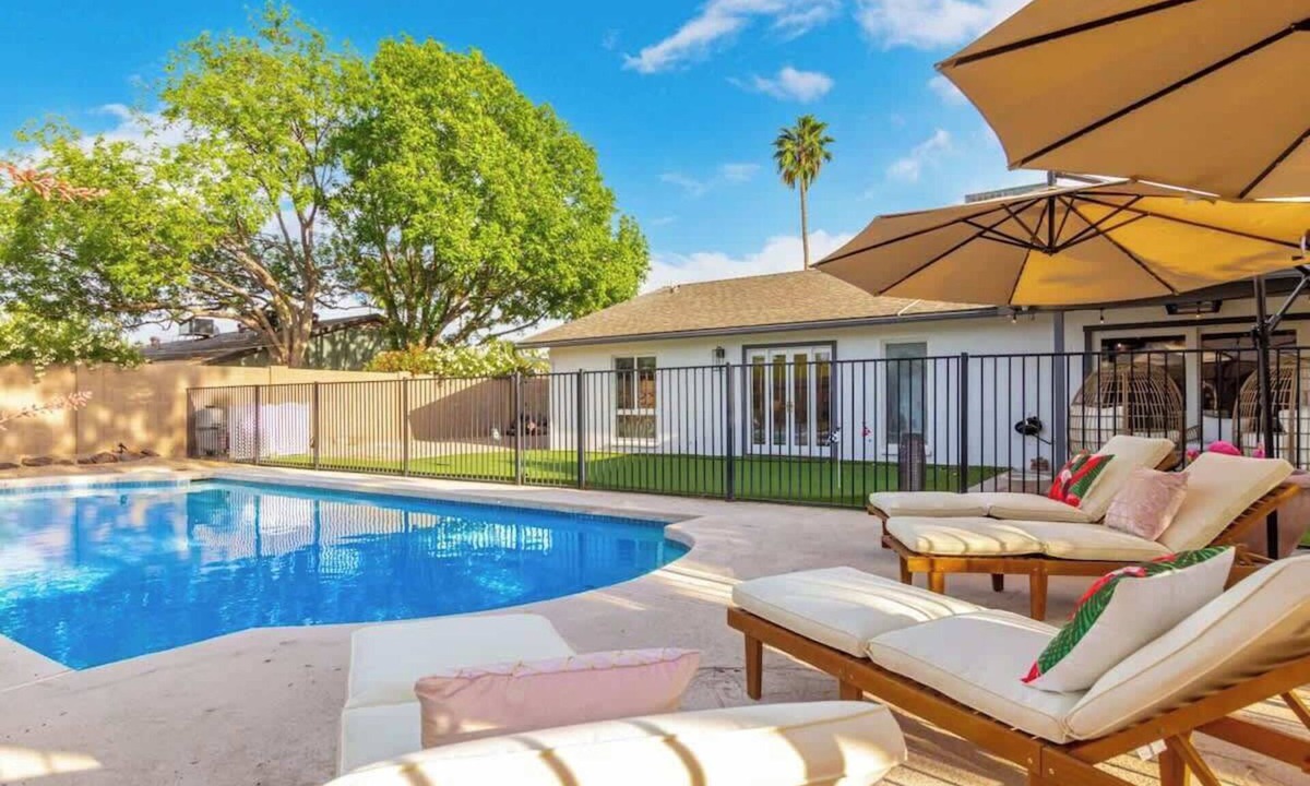 Avant House | Corrine Family Oasis|Pool|Putt Grn.|BigToy
