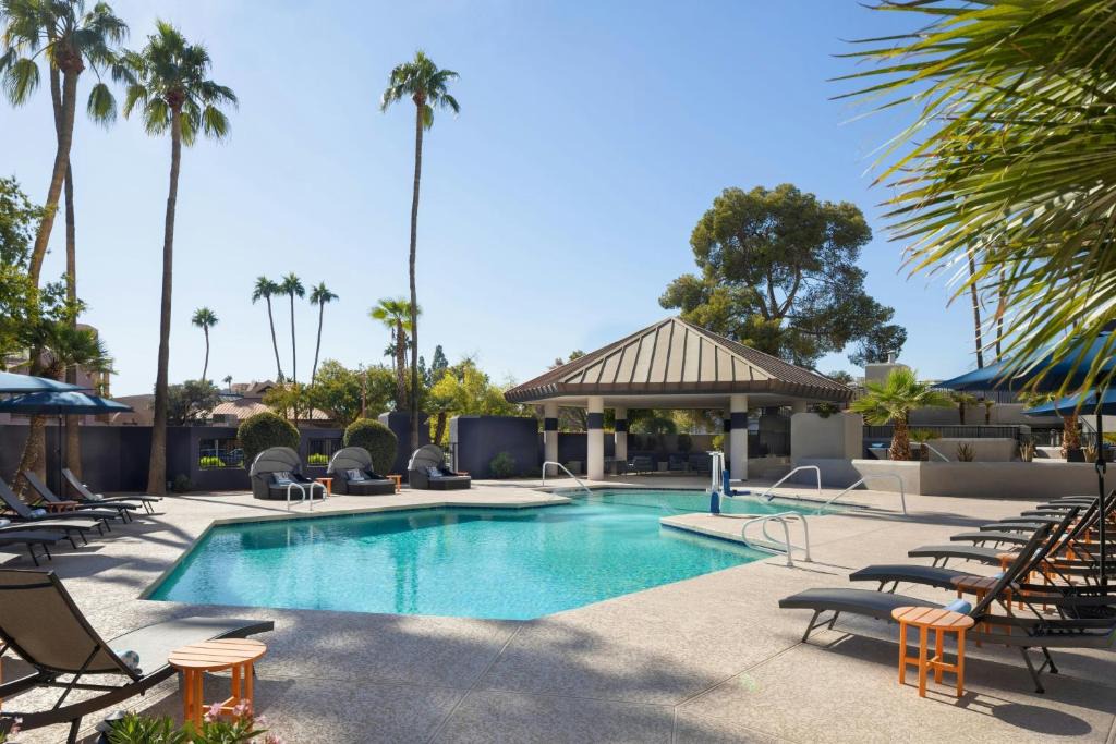 Mesa Hotel | Delta Hotels by Marriott Phoenix Mesa