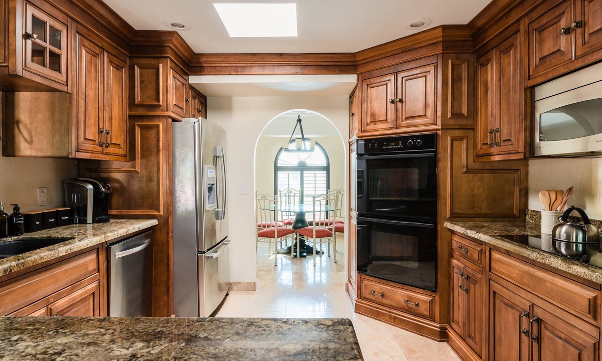 Ryan Estates Villa | Desert Ridge by AvantStay | Spacious Oasis w/ Pool & Hot Tub