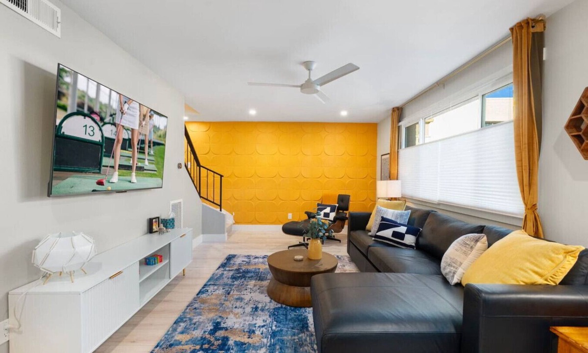 Casa Granada Townhouses Villa | Designer Townhome w/Luxe Finishes & Bright Flair