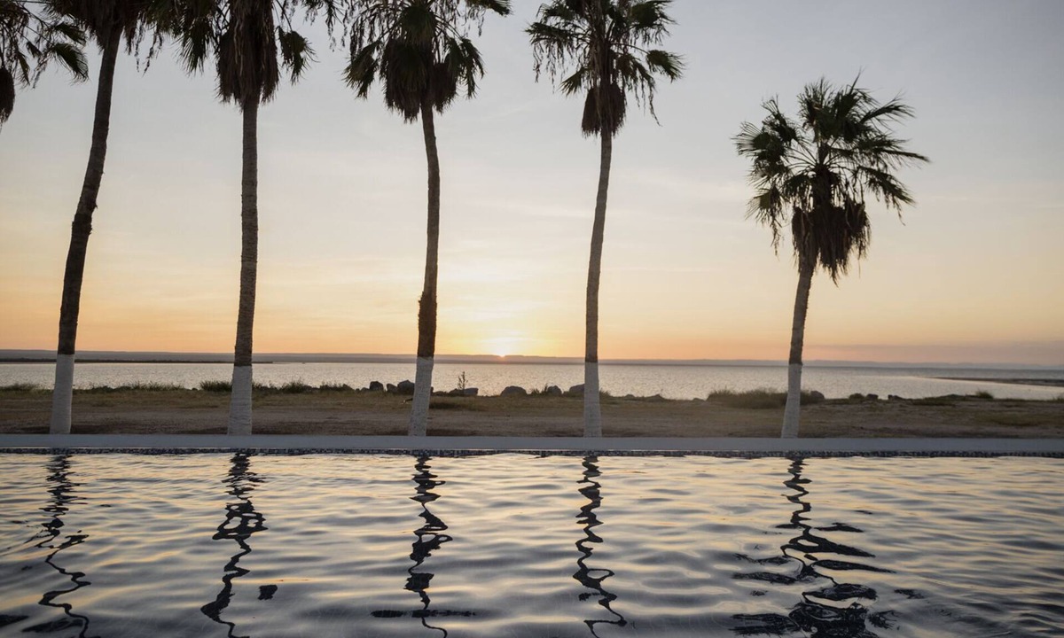 La Paz Villa | Detached 4 bedroom three bathrooms private villa with shared park and pool