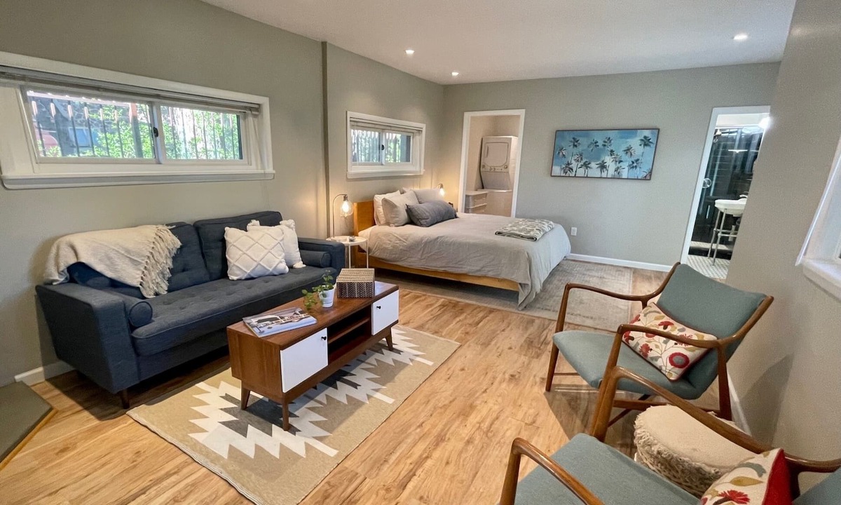 Cherry Hill Apartment | Discover the Perfect Downtown Flagstaff Getaway