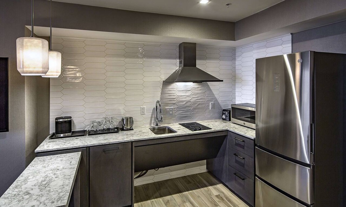 Modesto Hotel | DoubleTree by Hilton Hotel Modesto