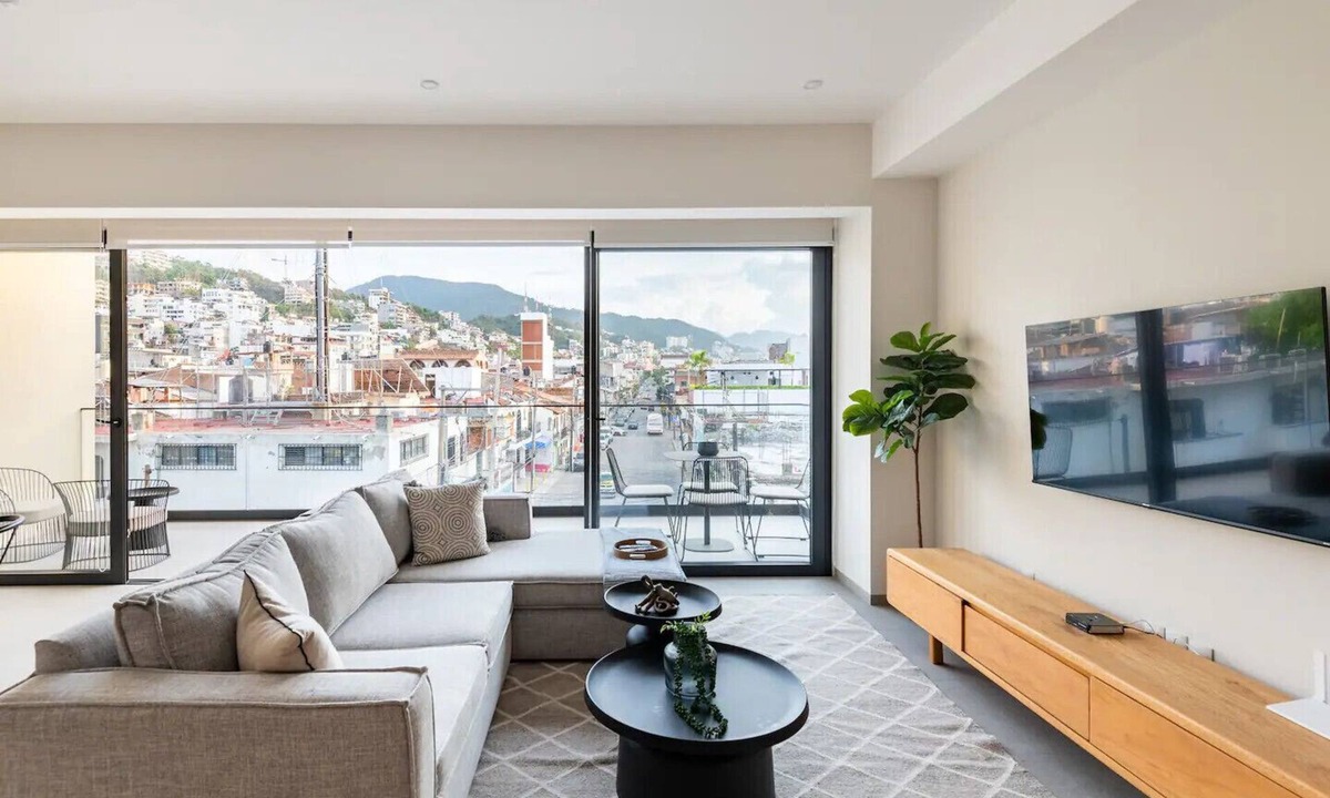 Colonia 5 de Diciembre Apartment | Downtown Vallarta Apartment