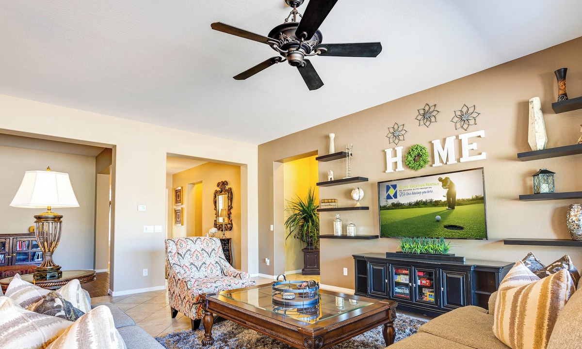 Queen Creek House | Dream Vacation/Relocation Home! 30 Night Min.