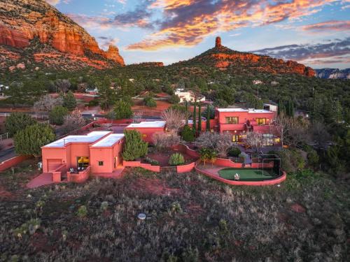 West Sedona House | Dry Creek Sunstone 6BR Red Rock Views