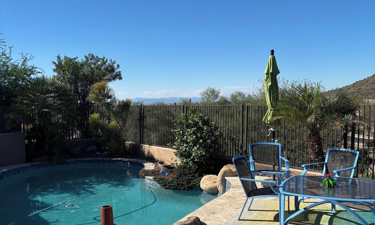 Eagle Mountain House | EAGLE MT. GOLF COMMUNITY: open concept home w/amazing sunsets!