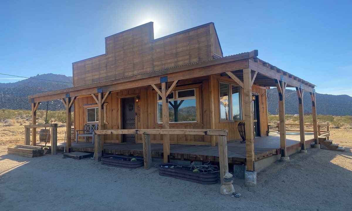 Indian Cove House | Easton Flats- A Couples Retreat!