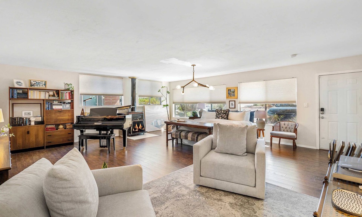 Tucson House | Eastside Family Summer Home | Grand Piano & Yard