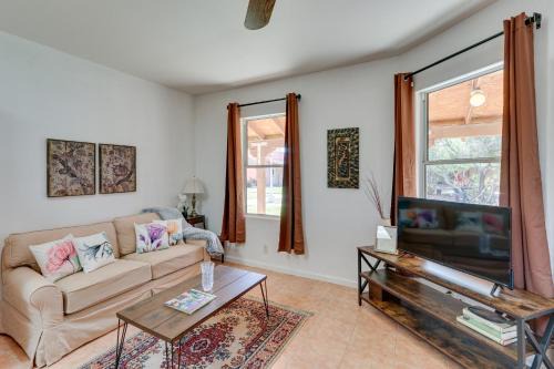 Eleven Mile Corner Apartment | Eloy Retreat w/Pool Access + Central A/C!