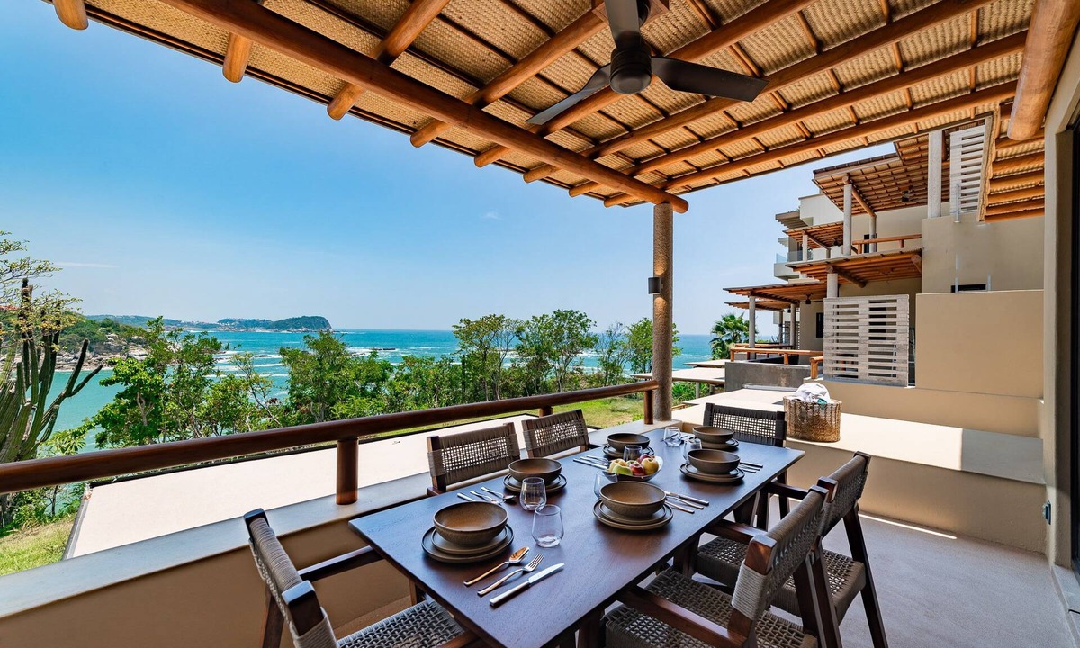 Santa Maria Huatulco Condo | Endless Ocean Views and Direct Beach Access