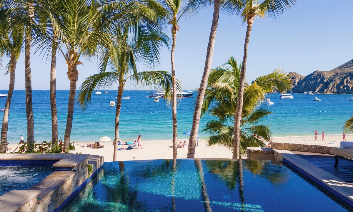 El Medano Ejidal Villa | Enjoy 15% OFF-4 BD Beachfront Villa with Private Pool in Cabo San Lucas