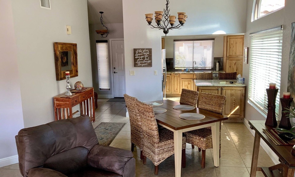 The Bluffs House | Enjoy Golf Course & Catalina Mountain Views from this Remodeled Desert Oasis