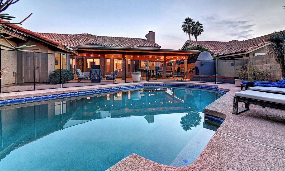 Arabian Views House | Entertainers Dream in Scottsdale w/Pool, Hot Tub, Game Room, EV Charger!