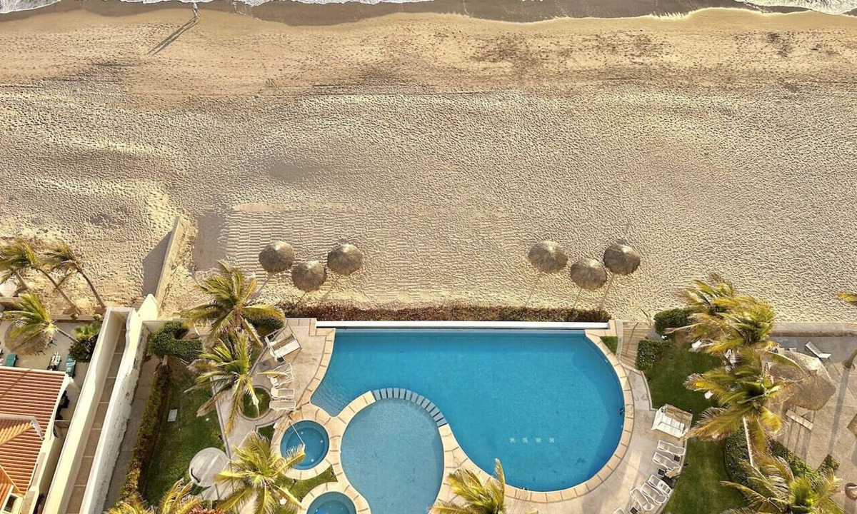 Mazatlan Apartment | espectacular vista/mar/pie de playa by PartnerHost