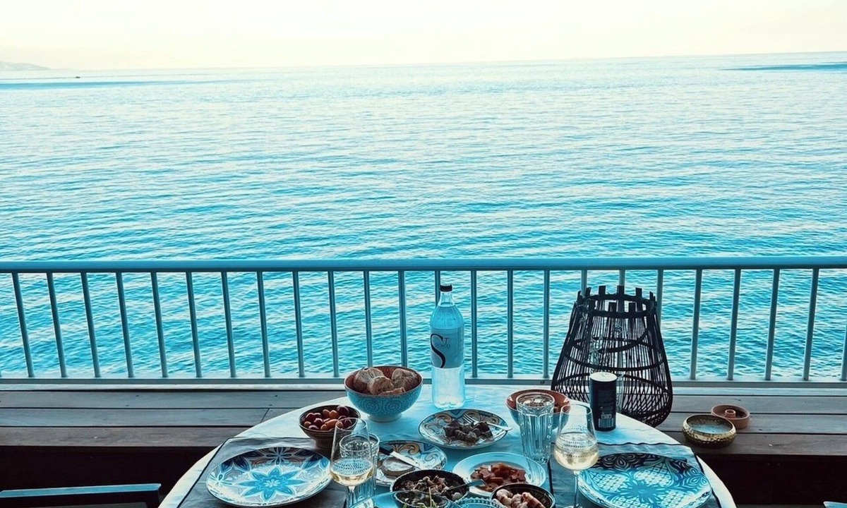 Pietranera Apartment | Exceptional appartement with Sea view and beach private access