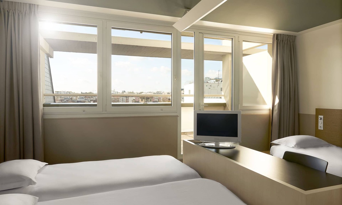 Parc-de-Montsouris Hostel | FIAP - Hostel