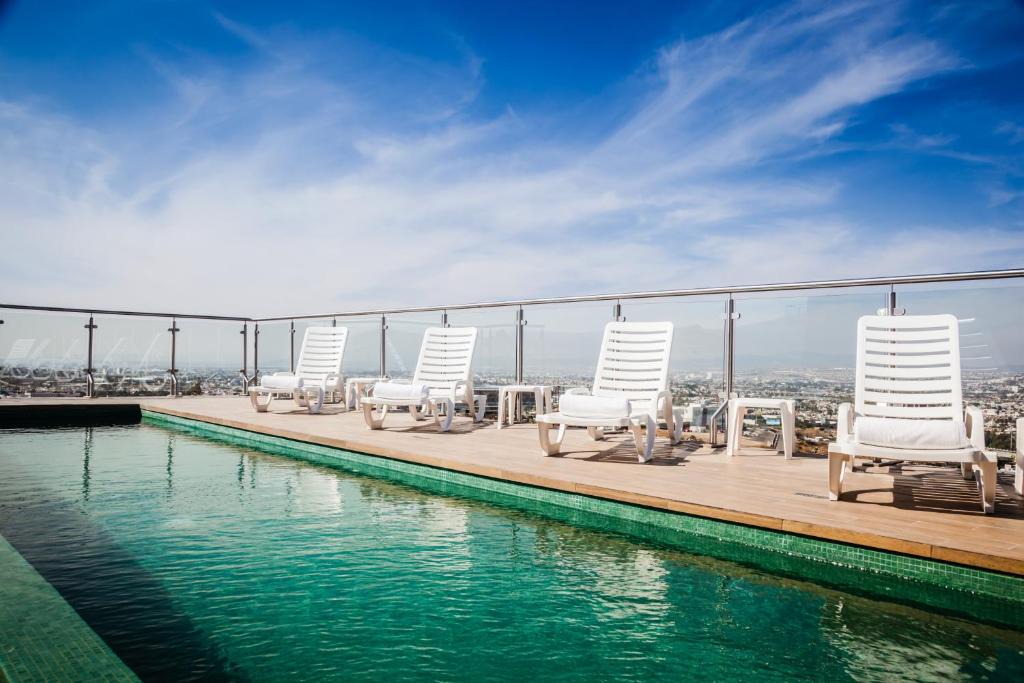 Queretaro Hotel | Fiesta Inn Queretaro Centro Sur