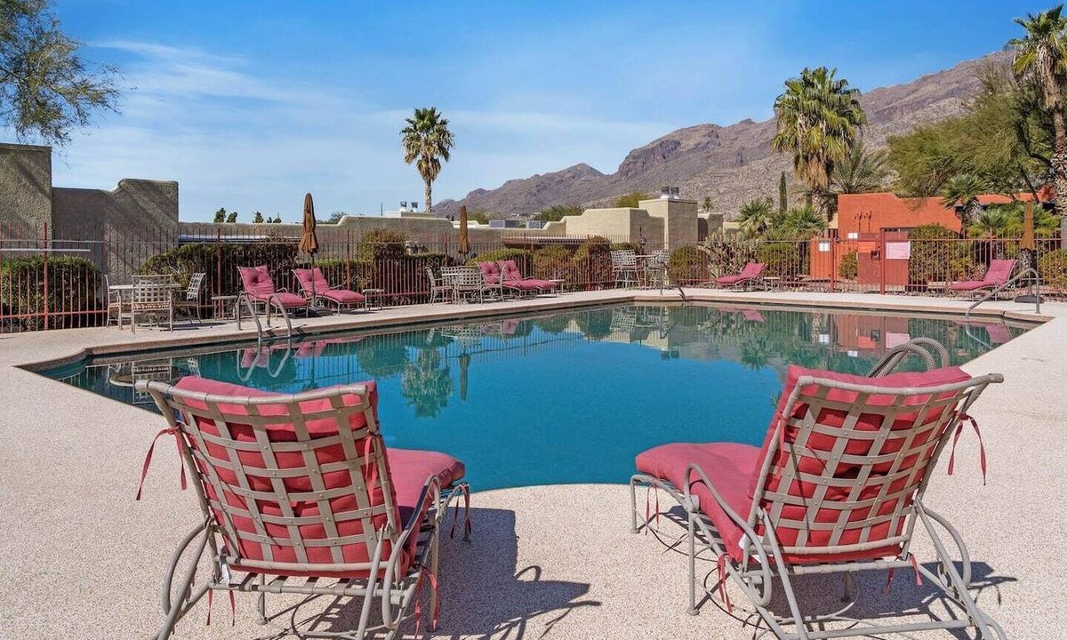 Skyline Bel Air Estates Condo | Foothills condo w/gorgeous views- pet friendly!