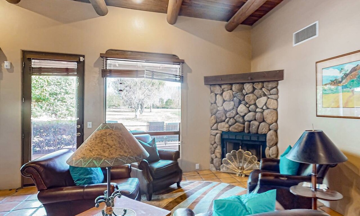 Forty Niners Country Club Estates House | Golf & mountain view desert home with shared pool and gym - dog-friendly