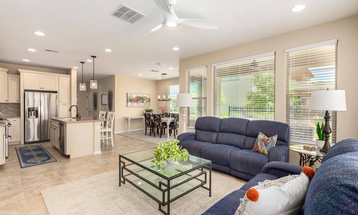 Encanterra House | Gorgeous 2 bedroom/2 bath townhome Located in Golf Course Resort Community