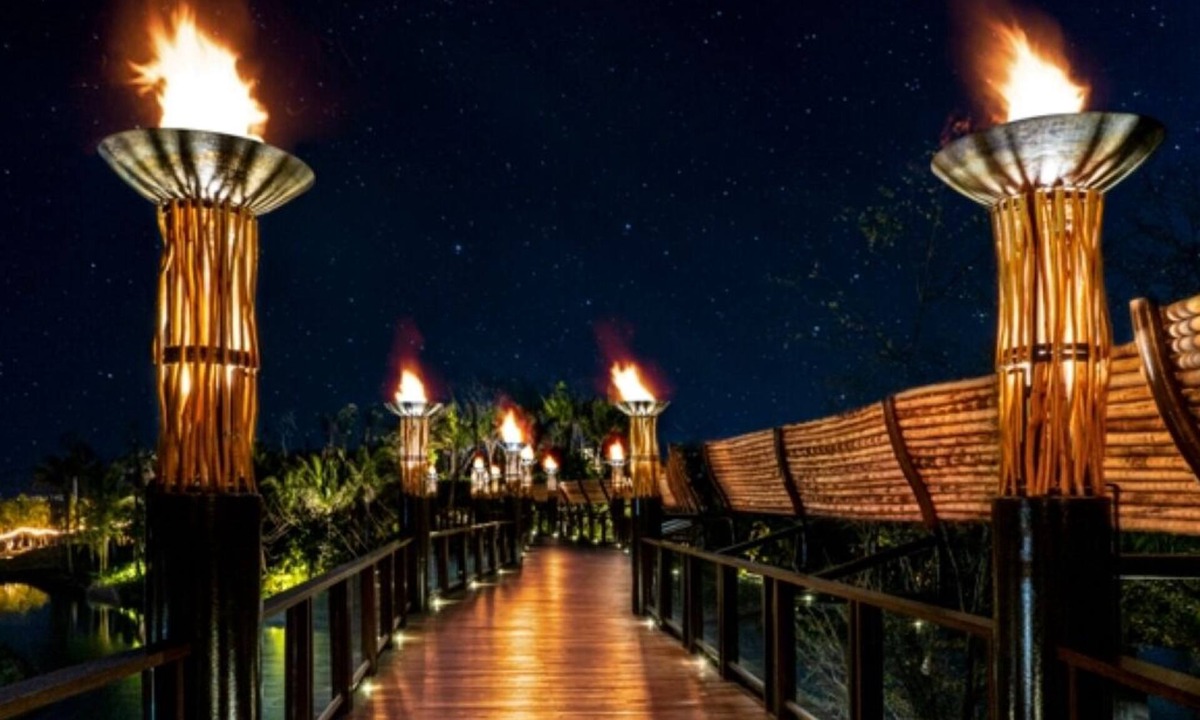 Las Jarretaderas Resort | Gorgeous luxury resort suite w/Jacuzzi tub and private plunge pool.