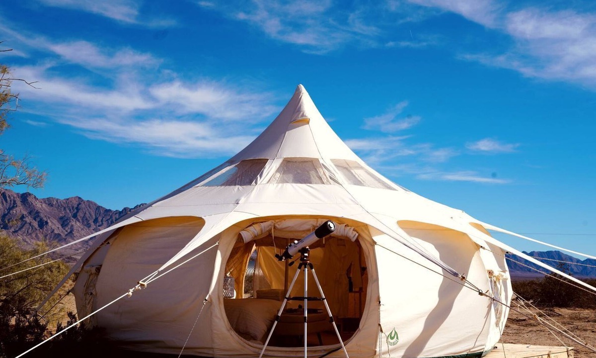 Wonder Valley Cabin | Gorgeous Yurt with Tank Pool, Fire Pit and Barbecue in Wonder Valley, California