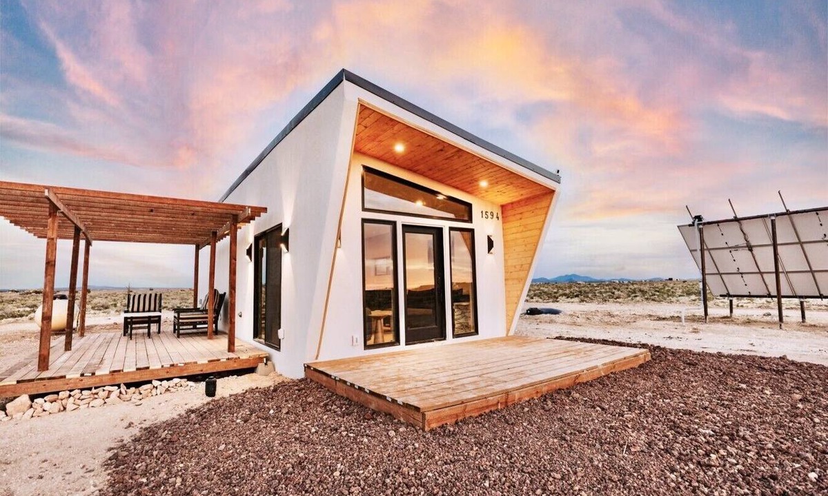 Valle House | Grand Canyon Stargazing Off-Grid