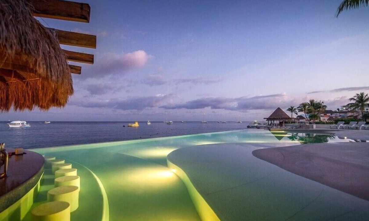 Cozumel Hotel | Grand Park Cozumel Cozy Studio with a Short Walk to the Beach
