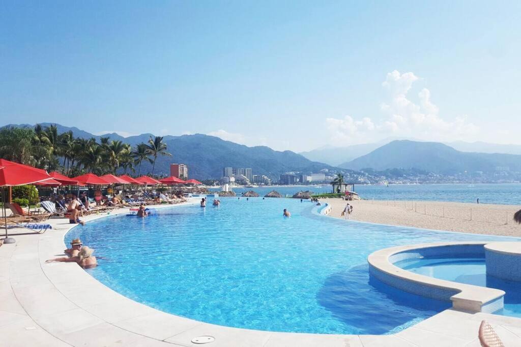 South Hotel Zone Apartment | Grand Venetian - Zen oceanview condo in hotel zone