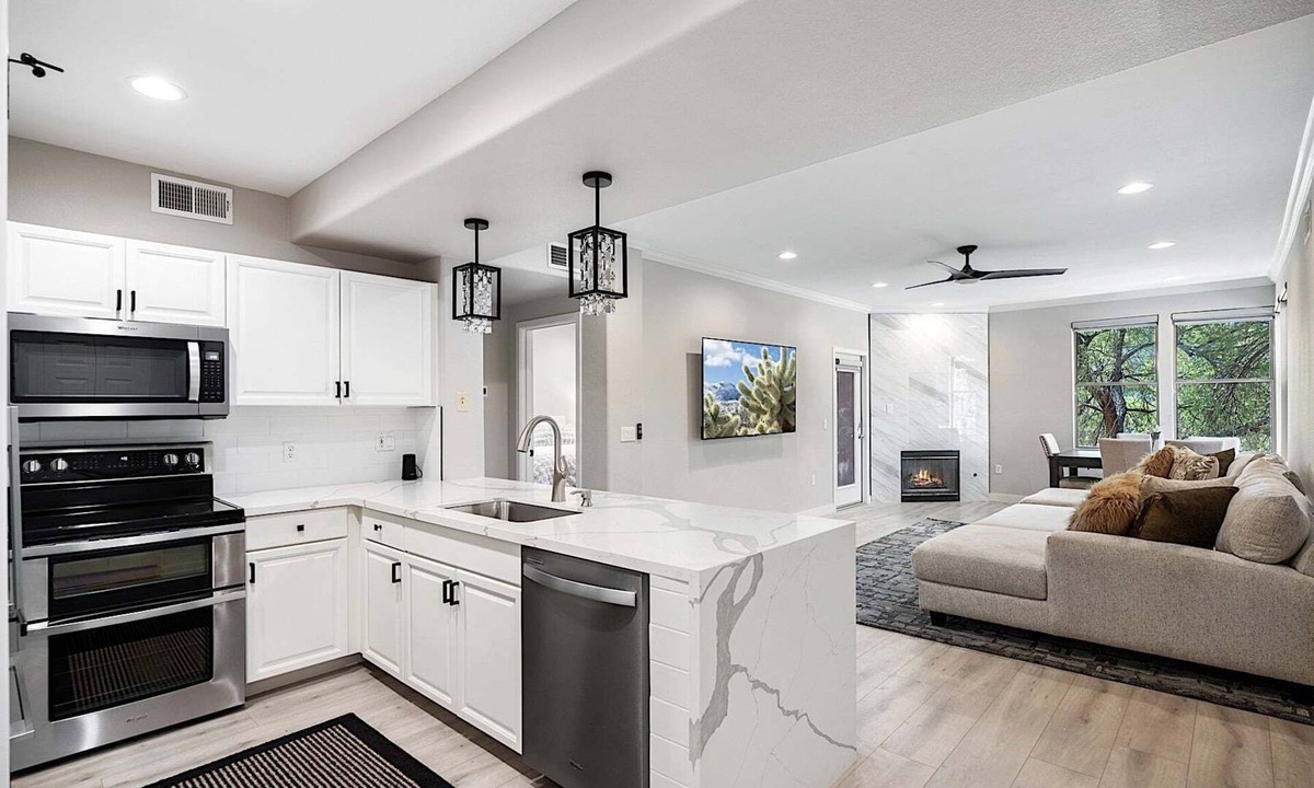North Scottsdale House | Grayhawk Spacious 2 Bedroom Condo/Community Pool/Fire Pit/Jacuzzi/Fitness