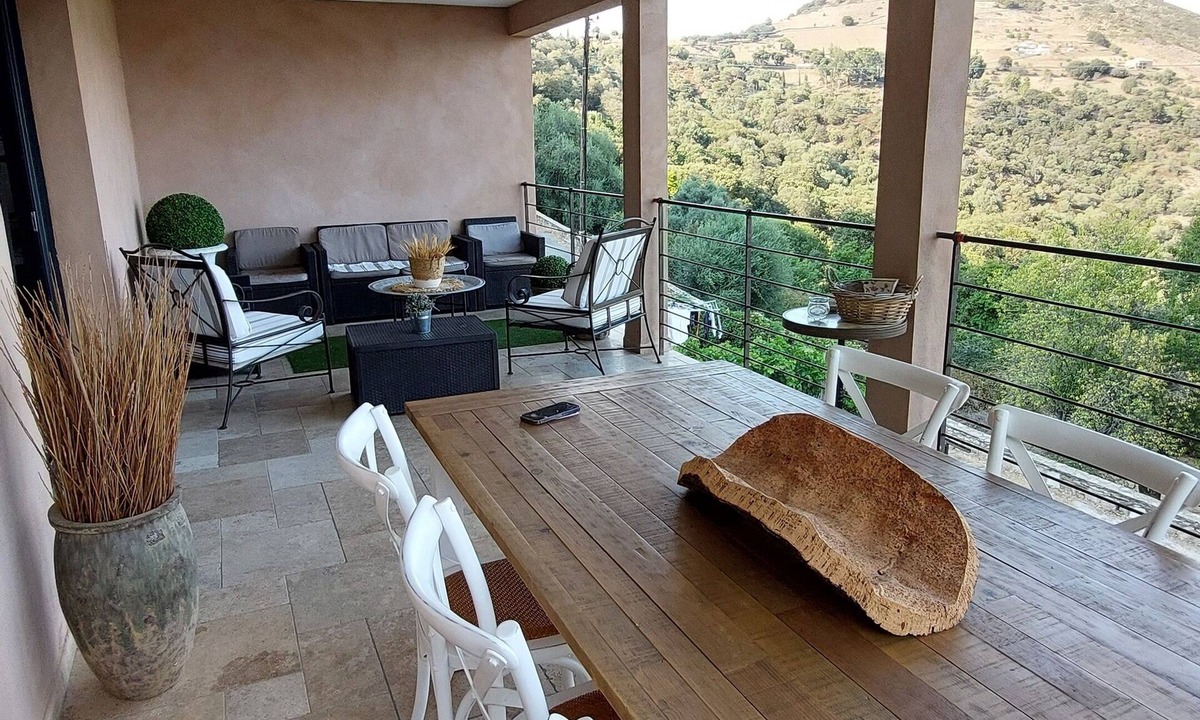Moltifao House | Haut de Villa 120m2 Piscine/clim