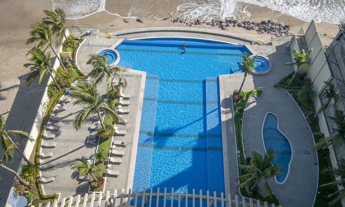 Zona Dorada Condo | Heated Pool Stunning Las Gavias Golden