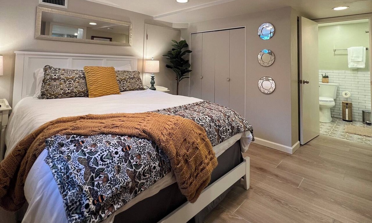Prescott Apartment | Historic Suite on Prescott's Best Street!