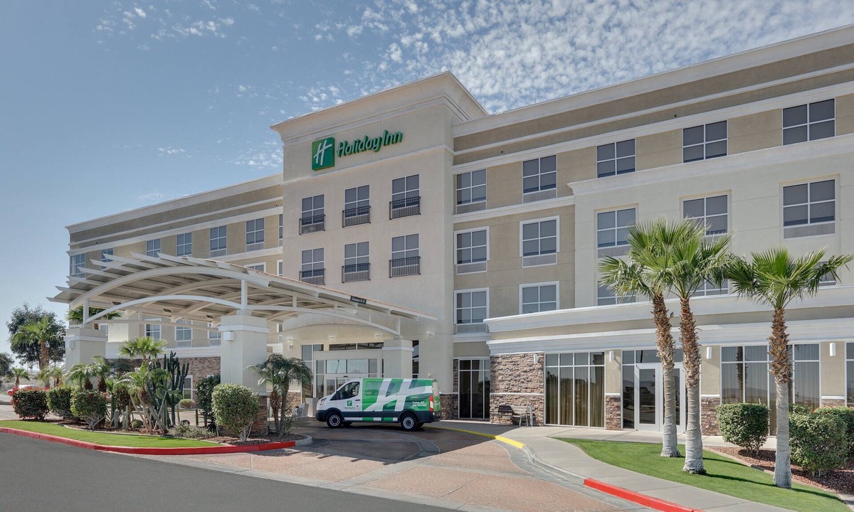 Yuma Hotel | Holiday Inn Yuma by IHG