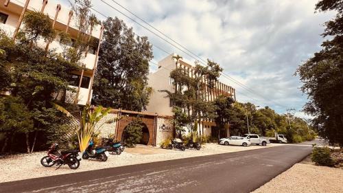 Jimenez Apartment | Homa KAH Lifestyle apartments, Pool, Rooftop & Gym