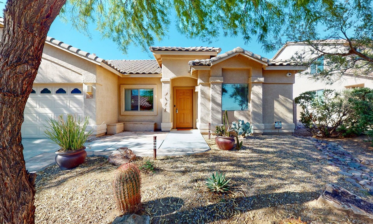 Marana House | Home with private outdoor space, grill, central AC, & washer/dryer