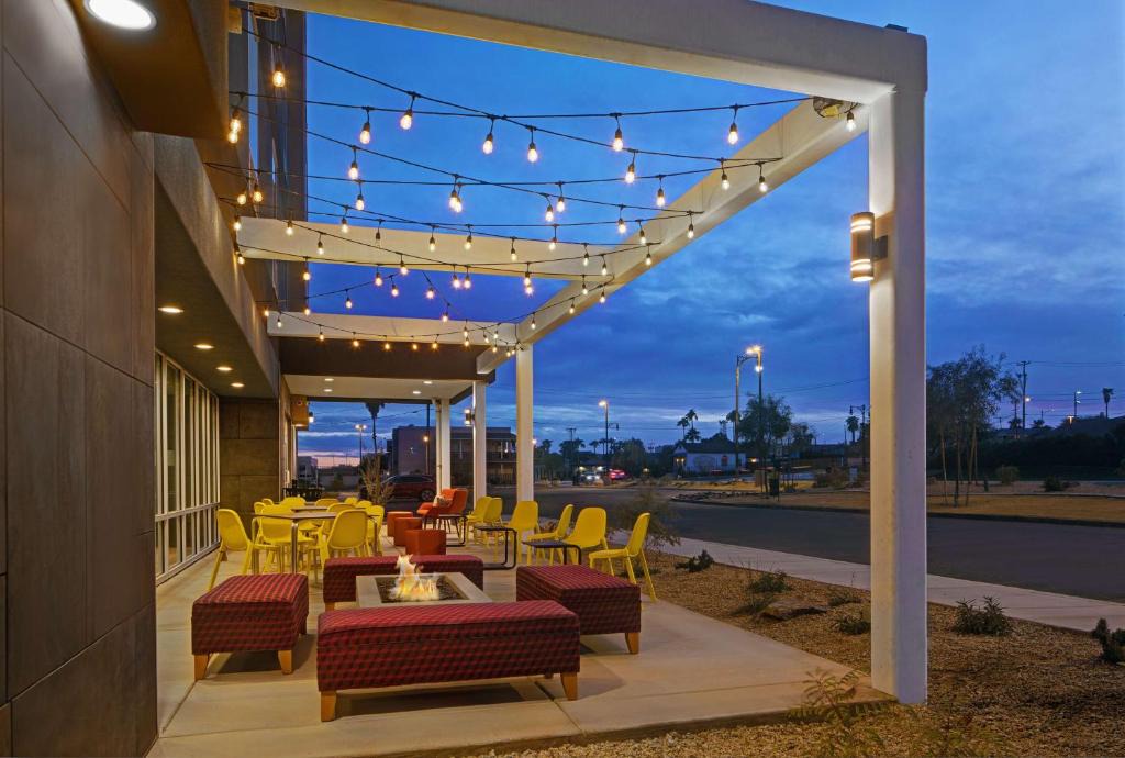 Yuma Hotel | Home2 Suites By Hilton Yuma Pivot Point